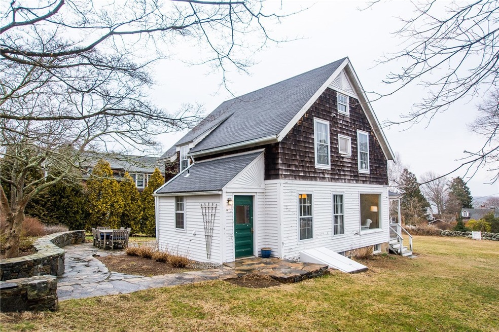 42 Willett Rd, Saunderstown, RI 02874 - photo 1