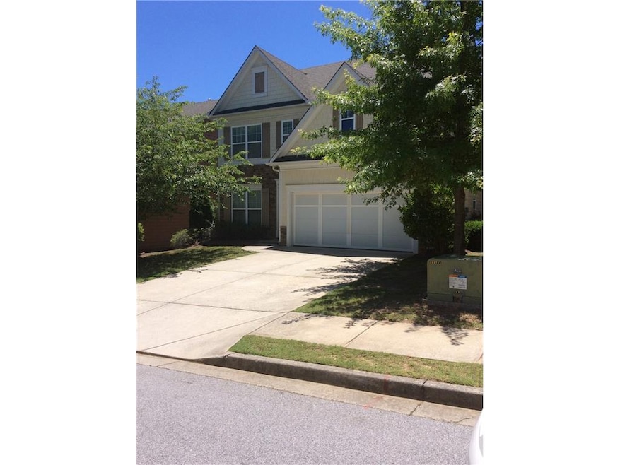 4270 Bridgeton Ct, Suwanee, GA 30024 - photo 1