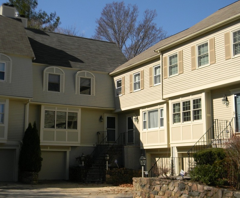 34 Pleasant St unit 5, Wellesley, MA 02482 - photo 1