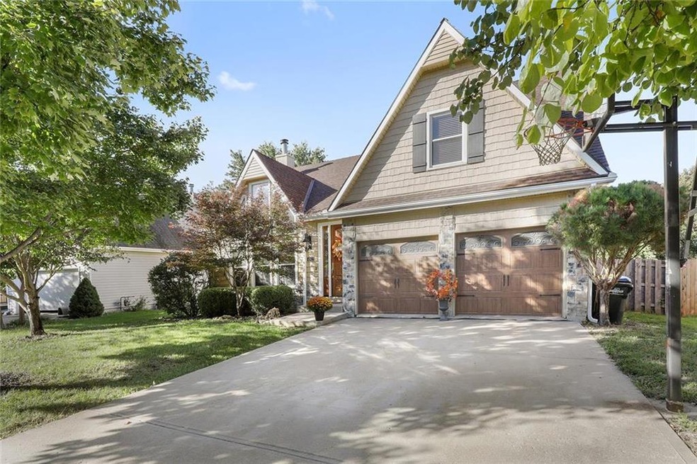 4742 Brockway St, Shawnee, KS 66226 - photo 1