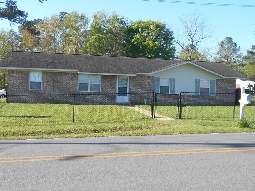 596 6th Ave SE, Cairo, GA 39828 - photo 1