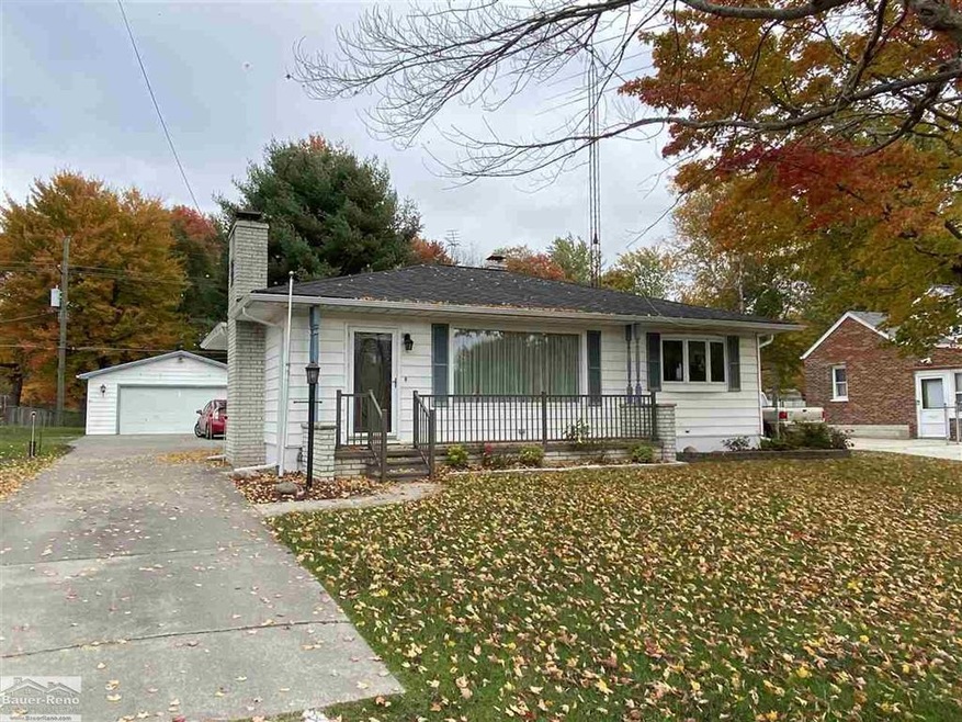 5212 Griswold Rd, Kimball, MI 48074 - photo 1