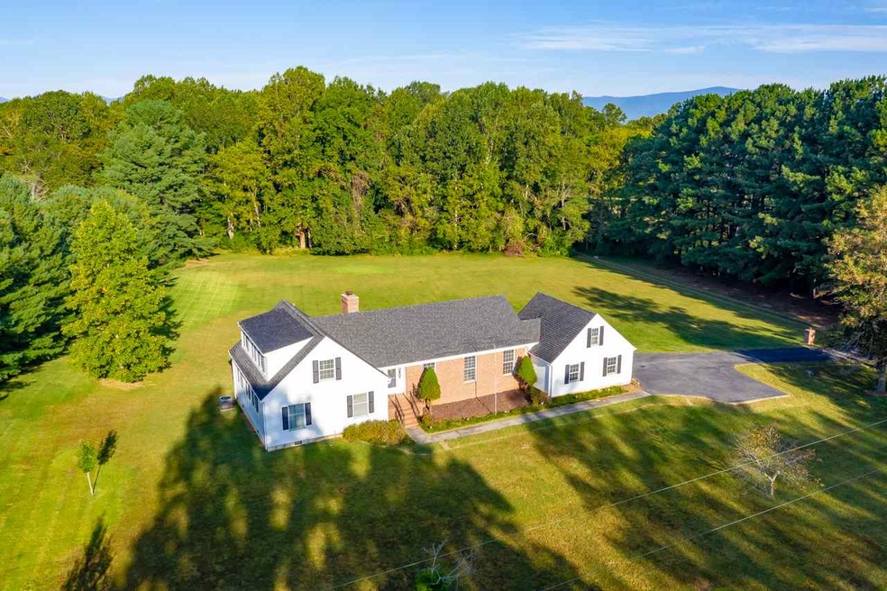 6104 Advance Mills Rd, Ruckersville, VA 22968 - photo 1