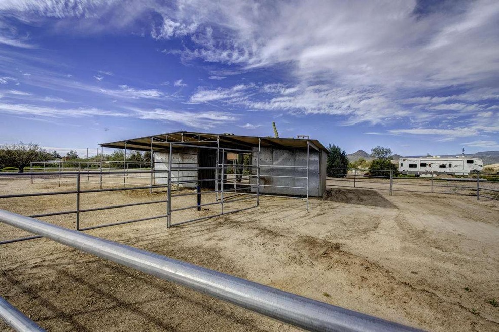 ForagentMaddock00001