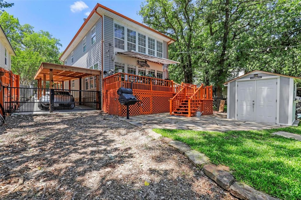 1152 W Lake Dr, Weatherford, TX 76087 - photo 1