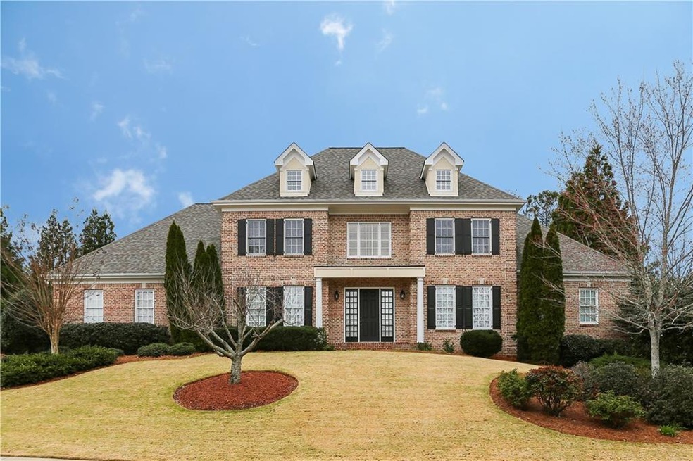 Stunning Roswell Estate Home in Gated Wingfield Ga