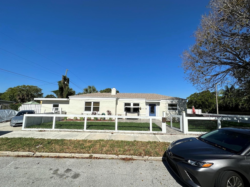 3125 S Terrace Dr, West Palm Beach, FL 33407 - photo 1