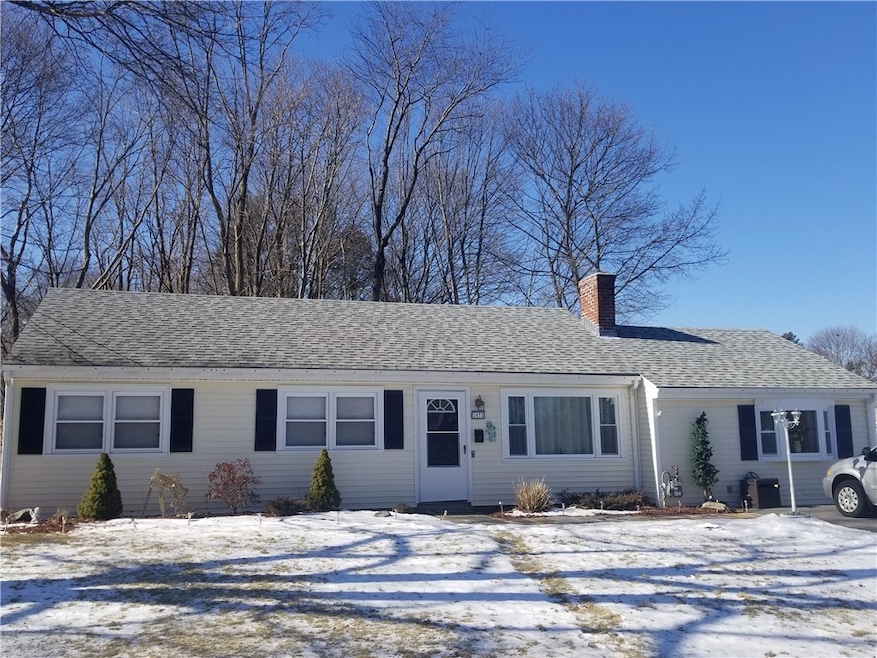 47 Sherwood Ave, Warwick, RI 02888 - photo 1