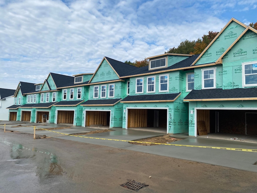 3327 Kings River St SW unit 46, Wyoming, MI 49418 - photo 1