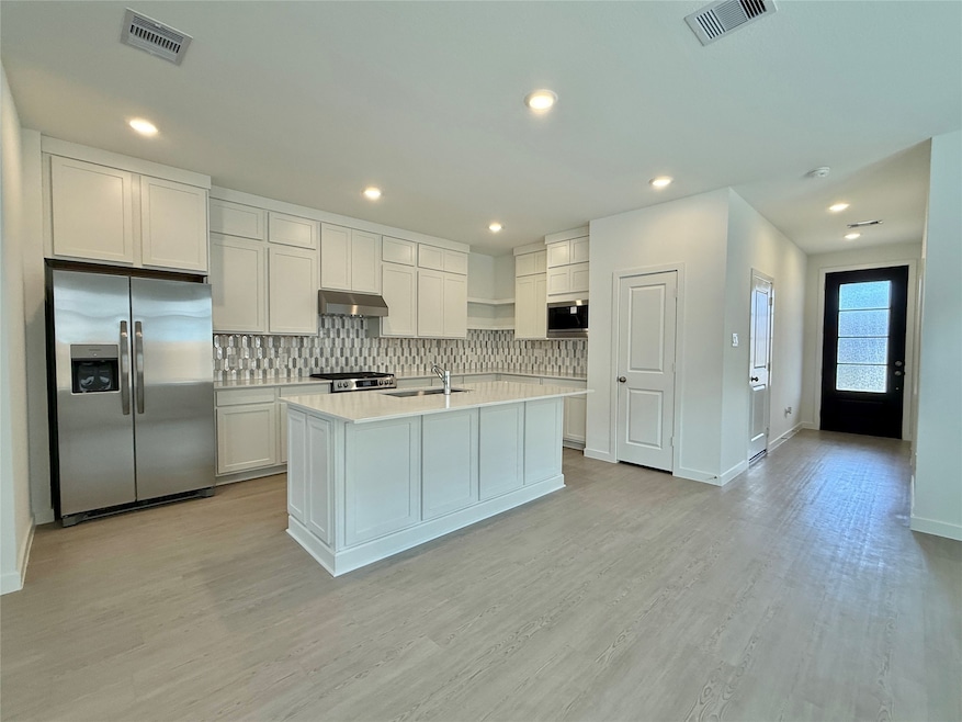 For Rent $1,975/month • Co-Listing Agent