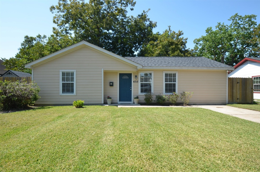 4315 Heite St, Houston, TX 77022 - photo 1