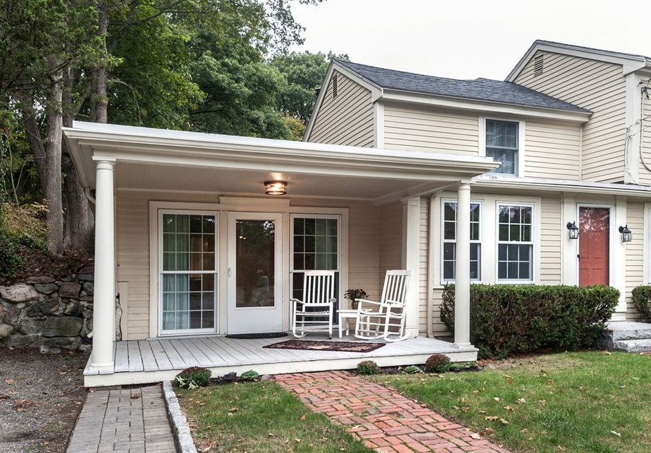 109 North Ave unit 109, Weston, MA 02493 - photo 1