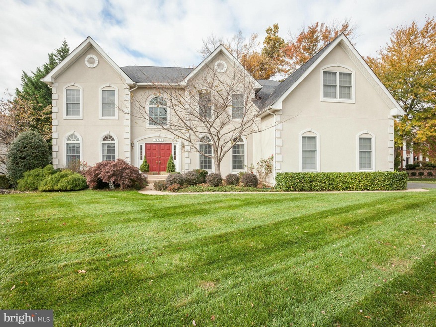 12715 Autumn Crest Dr, Herndon, VA 20171 - photo 1