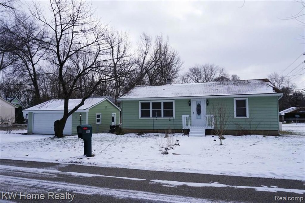 6965 Evershed Terrace, West Bloomfield, MI 48323 - photo 1