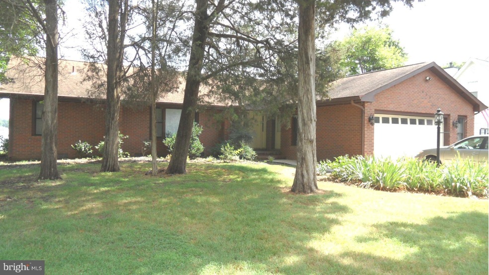 11740 Over Creek Ct, Swan Point, MD 20645 - photo 1