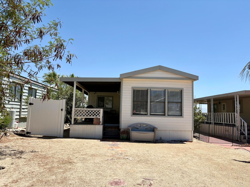 74711 Dillon Rd unit 958, Desert Hot Springs, CA 92241 - photo 1