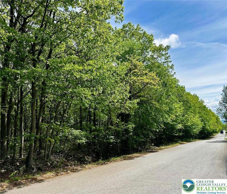 10+ private mountaintop acres