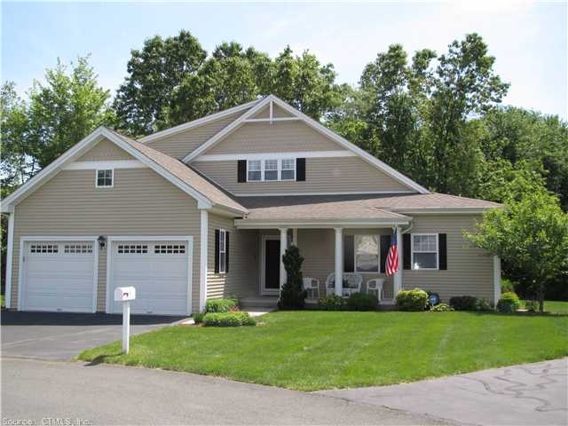 Exterior Front. Great location!