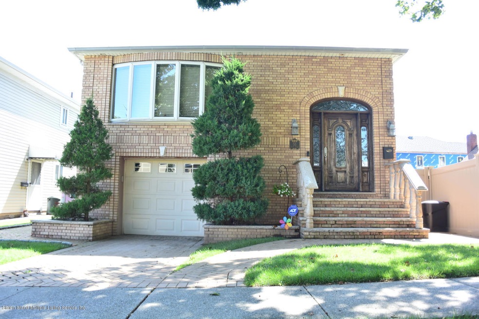 53 Lyon Place, Staten Island, NY 10314 - photo 1