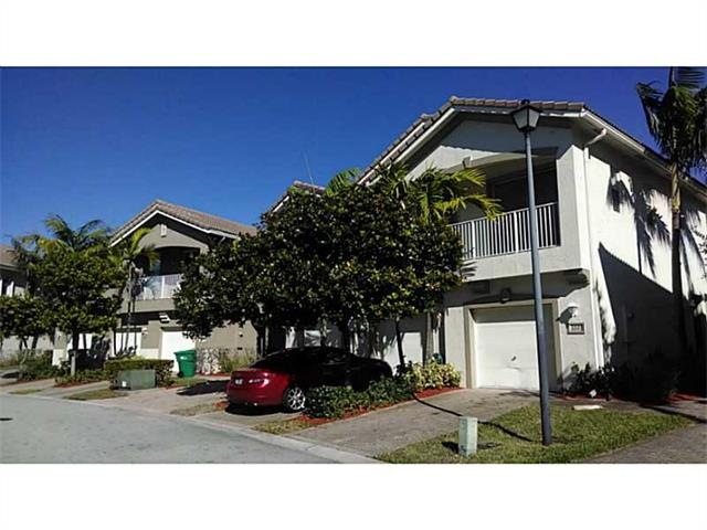 3223 Laurel Ridge Cir, Riviera Beach, FL 33404 - photo 1