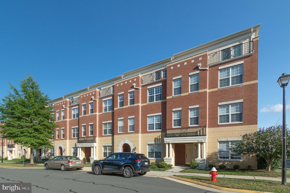 42593 Hollyhock Terrace, Ashburn, VA 20148 - photo 1