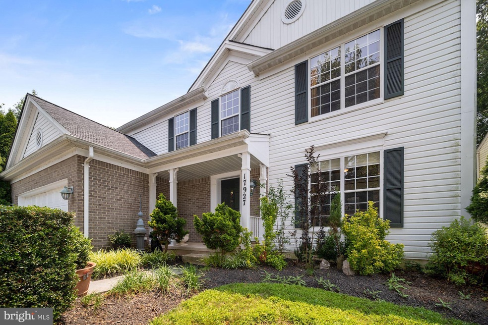 17927 Wheatridge Dr, Germantown, MD 20874 - photo 1