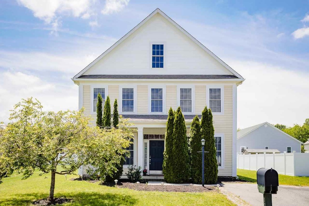 1019 Pendleton Dr, Waynesboro, VA 22980 - photo 1