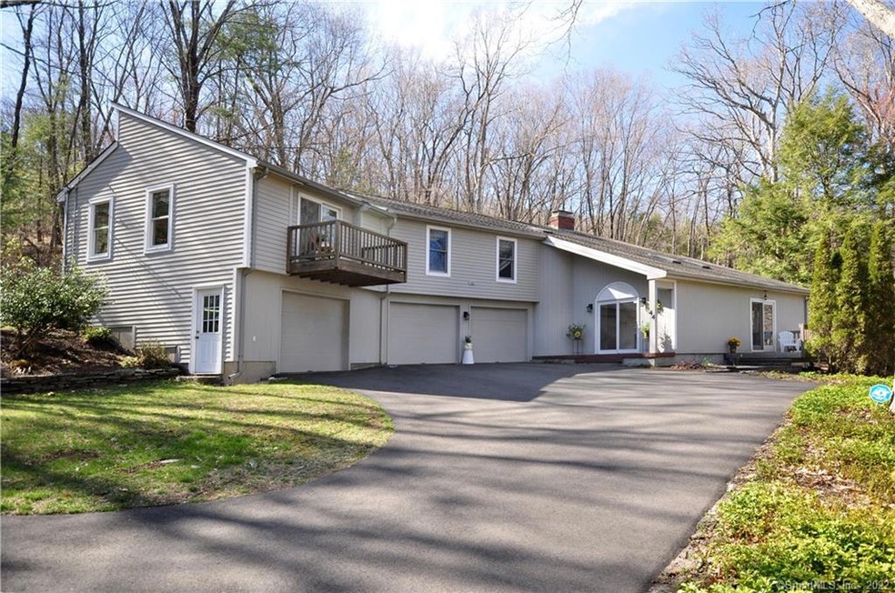 Welcome to 44 Dry Bridge Road,Canton, Ct