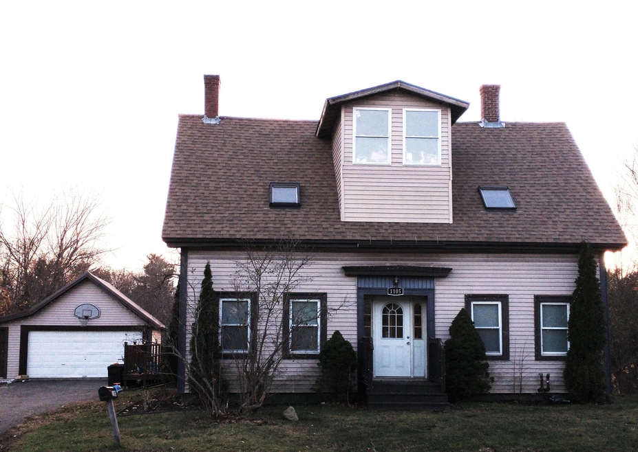 Main Photo 1105 N Main Street
