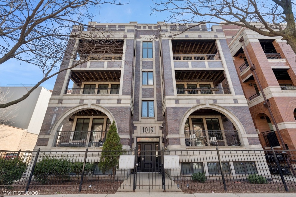 Sold $799,000 • Co-Listing Agent