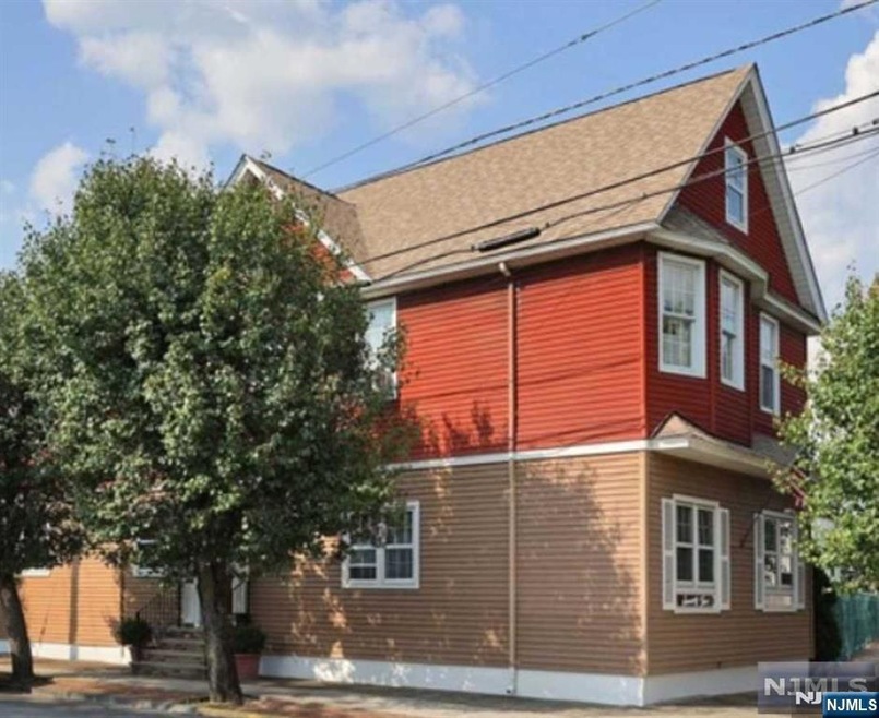 75 Locust Ave, Wallington, NJ 07057 - photo 1