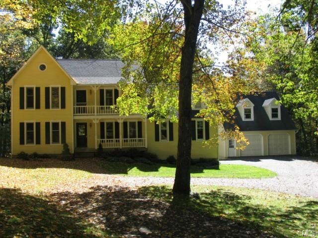 13 Aunt Pattys Ln W, Bethel, CT 06801 - photo 1