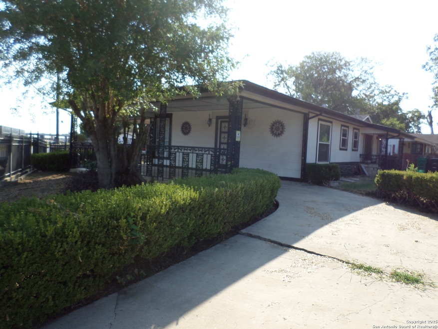 For Rent $1,400/month