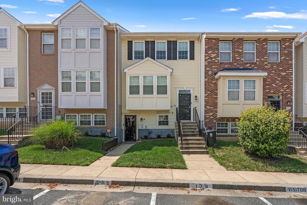 Under Contract $315,000