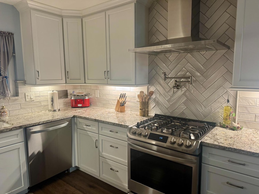 804 W Michigan Ave, Fresno, CA 93705 - photo 1