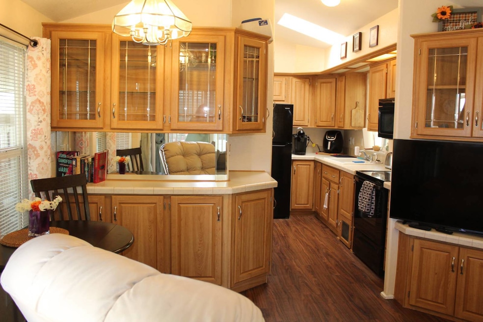 702 S Meridian Rd unit 717, Apache Junction, AZ 85120 - photo 1