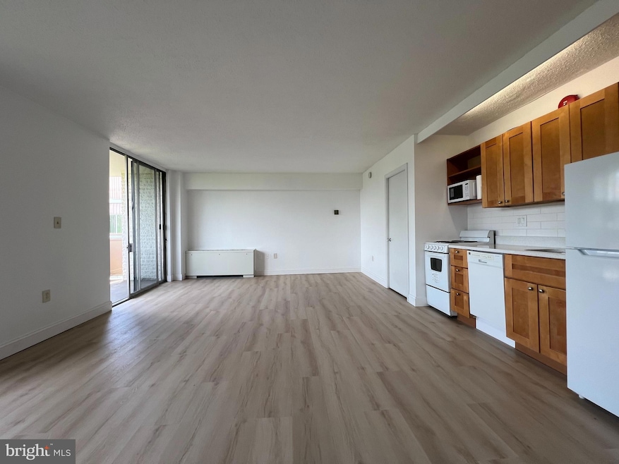 For Rent $1,600/month