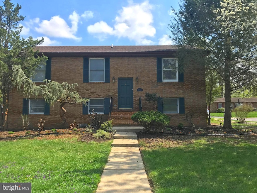 1420 Outer Dr, Hagerstown, MD 21742 - photo 1