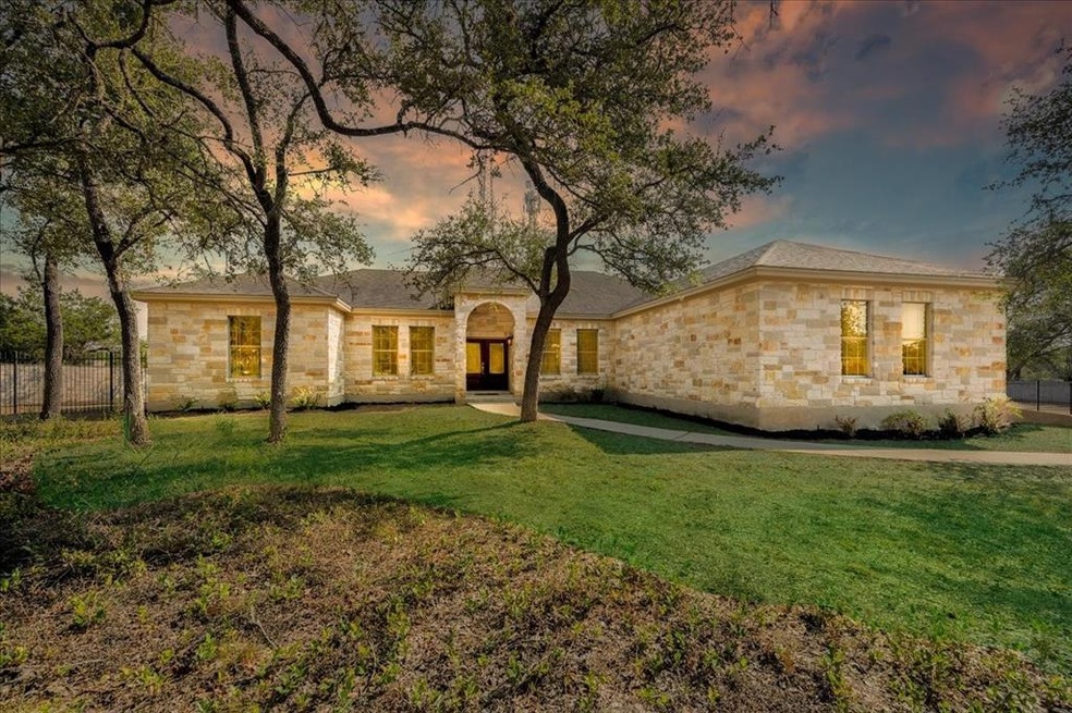 Lawn retouched green