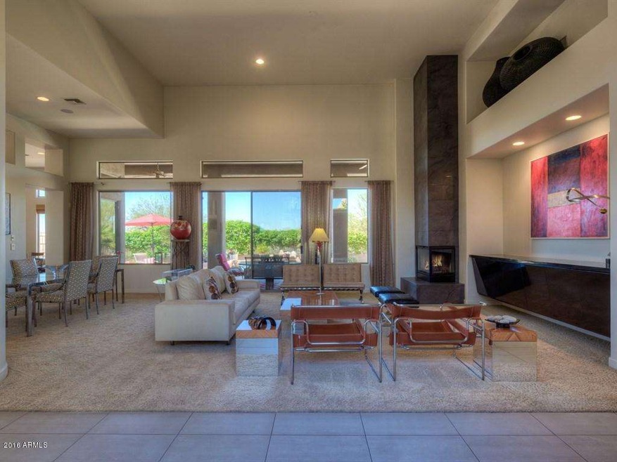 002_Living & Dining Room