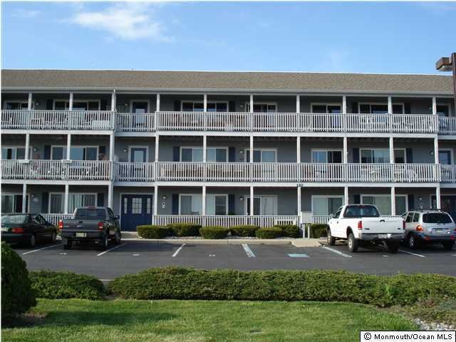 120 S Concourse unit 310, Neptune, NJ 07753 - photo 1