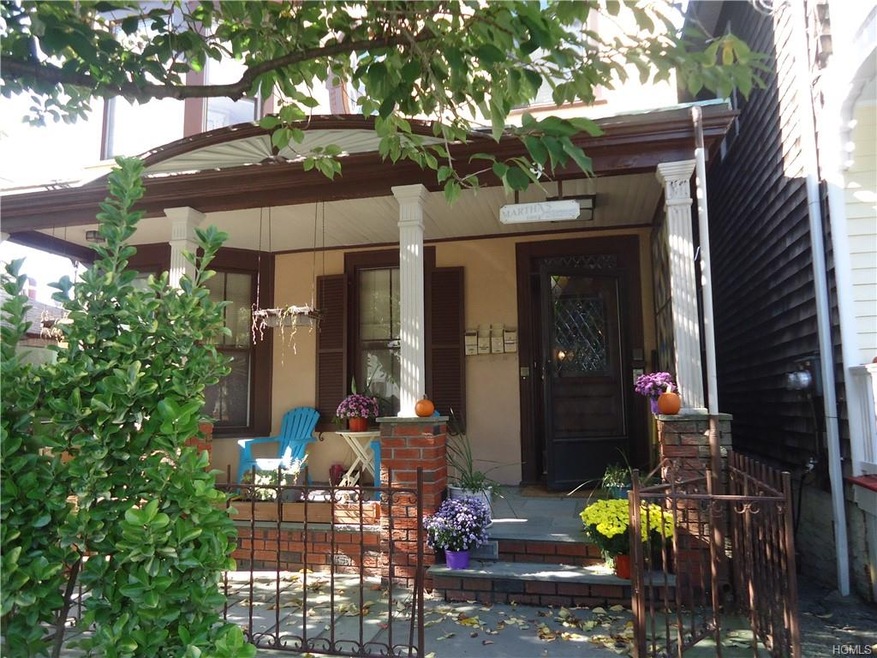 9 N Eckar St unit 3, Irvington, NY 10533 - photo 1