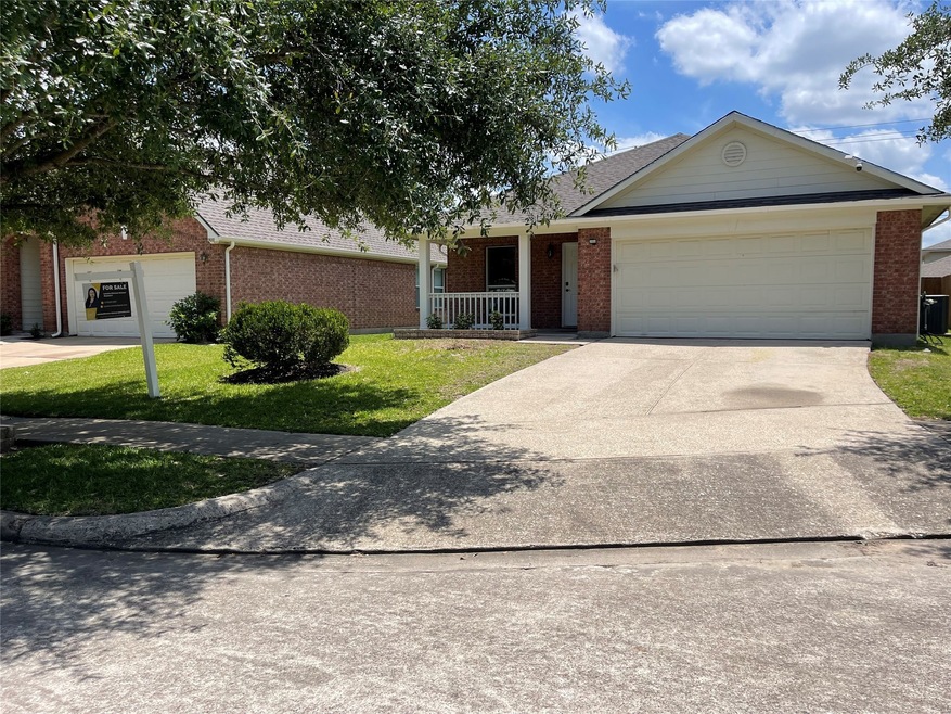 9006 Mercury Cove Ct, Houston, TX 77075 - photo 1