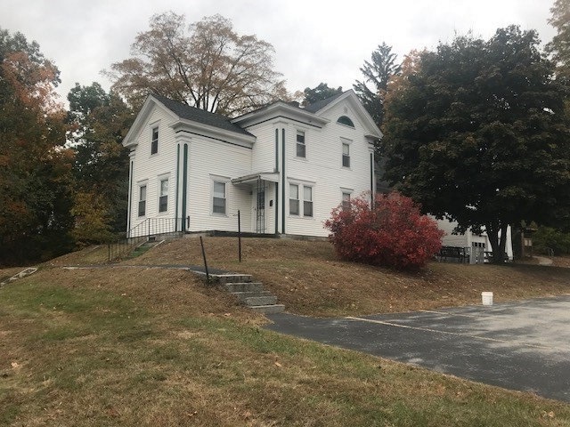 26 Amherst St, Milford, NH 03055 - photo 1