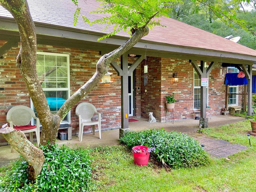 1097 Highway 51 N, Osyka, MS 39657 - photo 1