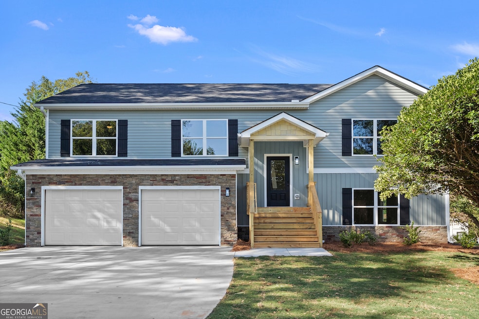 167 Cash St, Cornelia, GA 30531 - photo 1