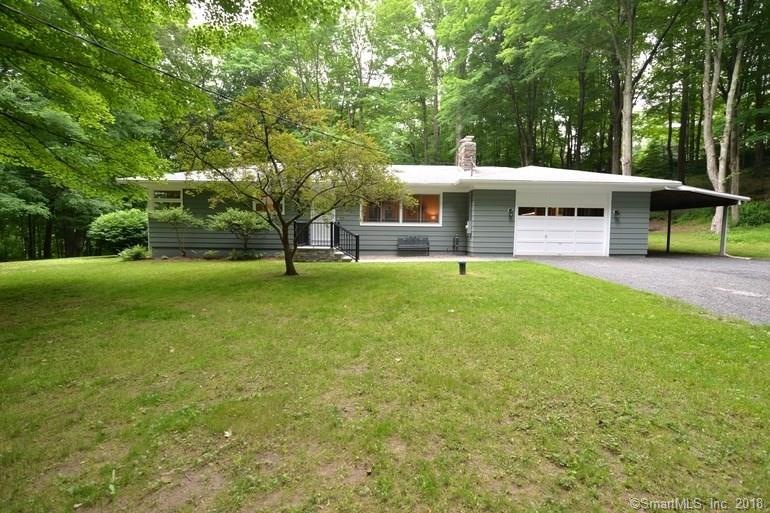 1809 Great Hill Rd, Guilford, CT 06437 - photo 1