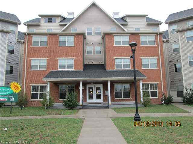 1450 Main St, Hartford, CT 06120 - photo 1