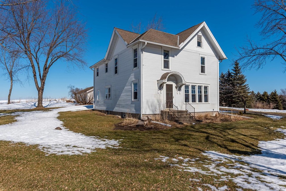 N72W38822 Lang Rd-18