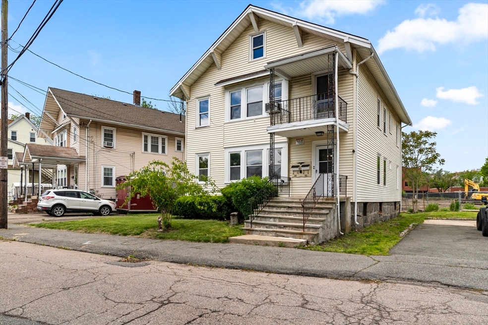 33 Bigelow St unit 1, Quincy, MA 02169 - photo 1